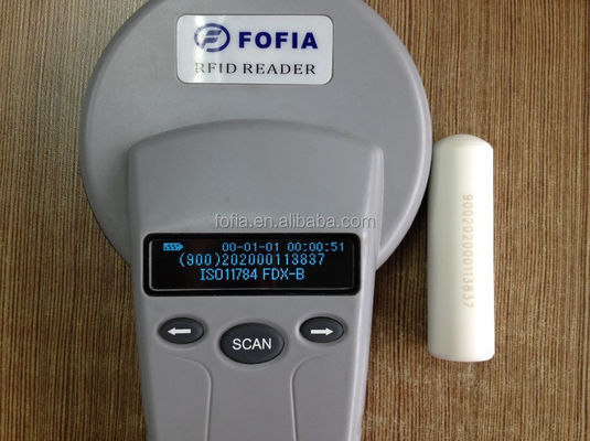 Handheld RFID Microchip Scanner with 128*32 OLED Screen One Year Guarantee and PVC Material for Animal ID Reading